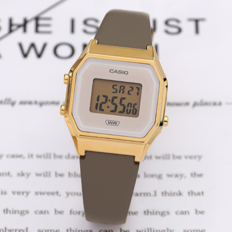 카시오 파스텔 브라운 디지털 가죽 시계  LA680WEGL-5